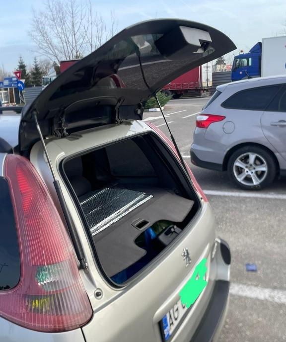 Peugeot 206 Break an 2006 1 350 eur