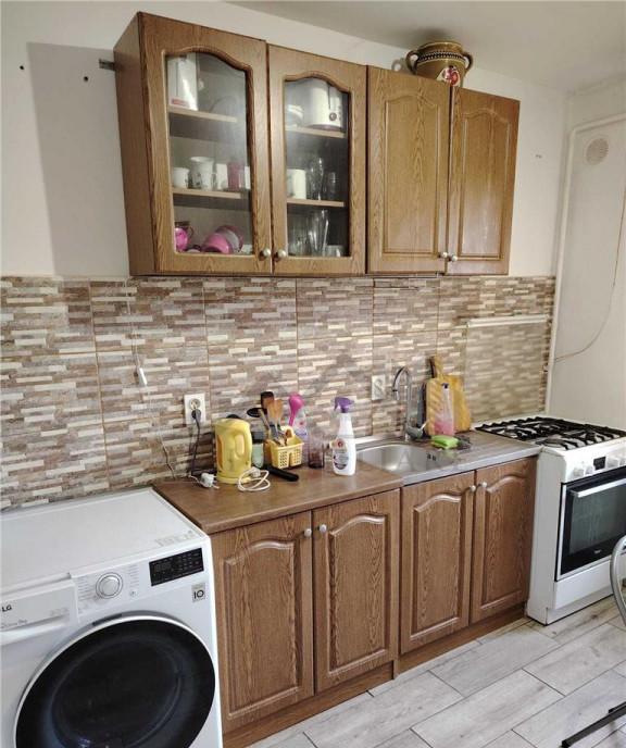 Apartament 3 camere zona Primarie Valea Lupului