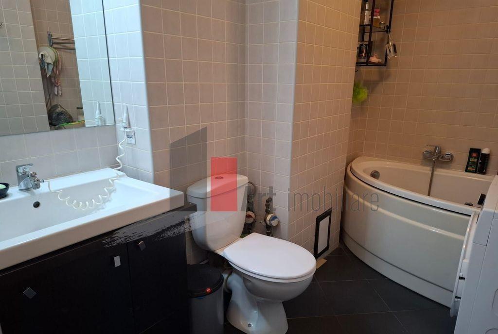 Vanzare apartament 3 camere Obregia