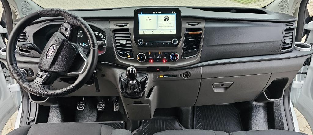 Ford Transit Custom 15 000 eur