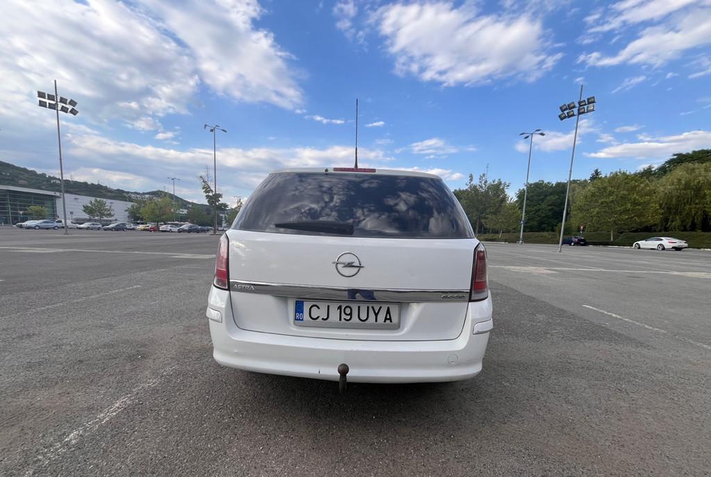 Opel Astra H 2009 1 900 eur