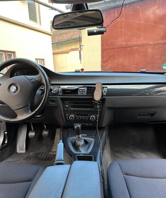 Bmw e90 facelift 177 CP 6 000 eur