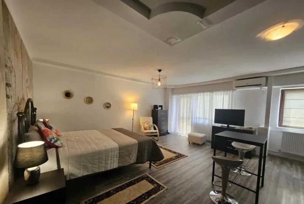 Dristor 2 si 1 fix la metrou etaj 3