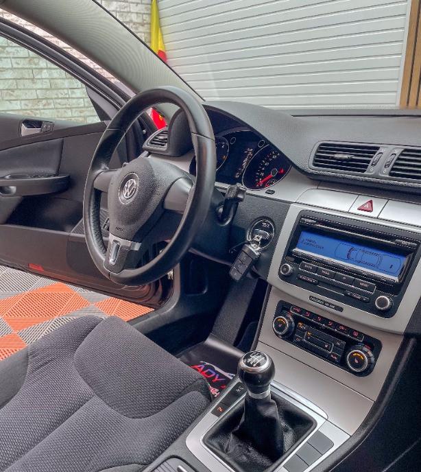 VW Passat Garantie 12 luni Buy-back Rate fixe 5 399 eur