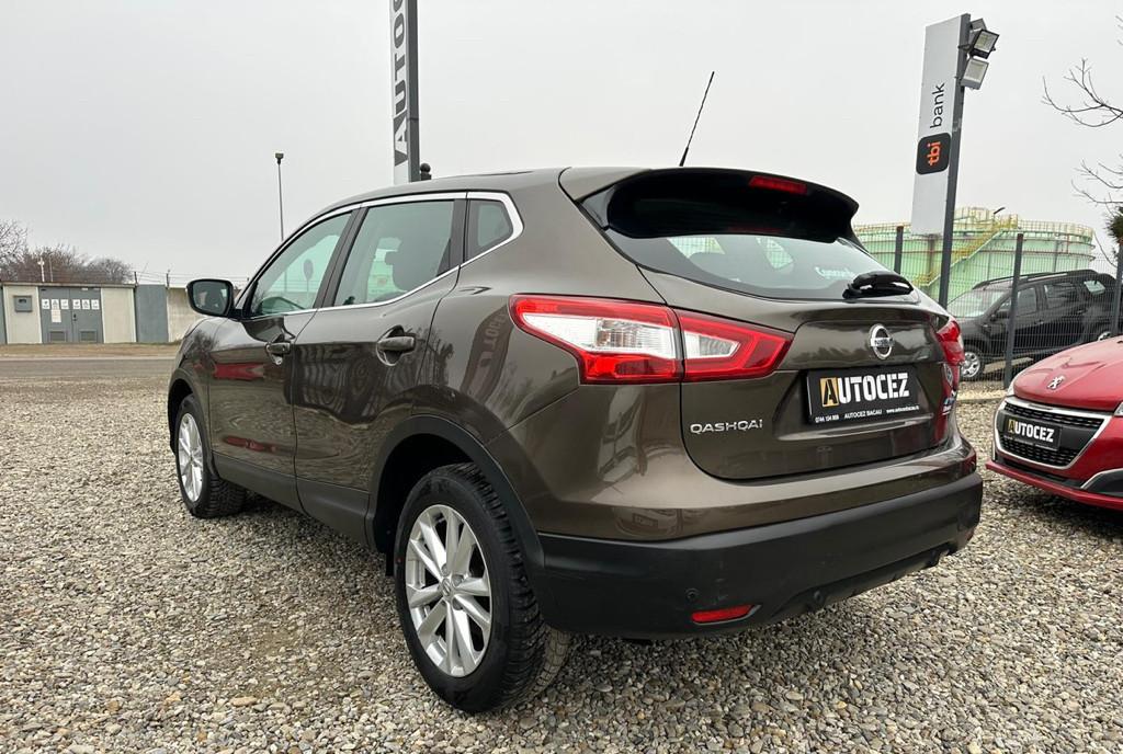 Nissan Qashqai 2015 1 5 dCi Navi RATE/GARANTIE 9 990 eur