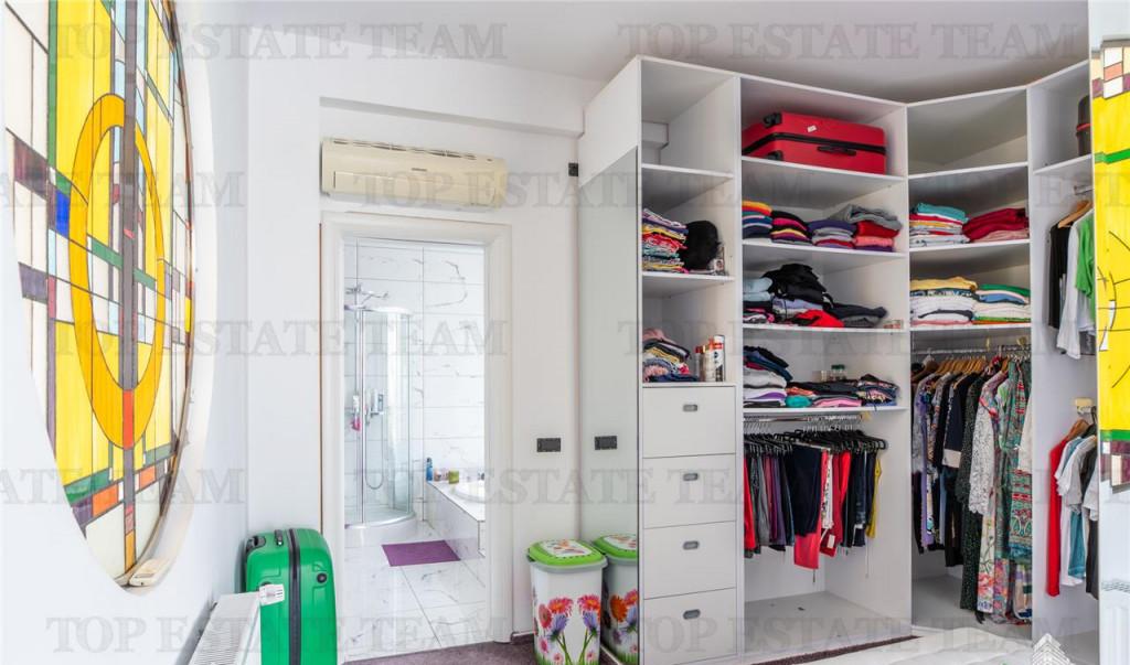 Vila 5 camere Pasarea Branesti cu piscina