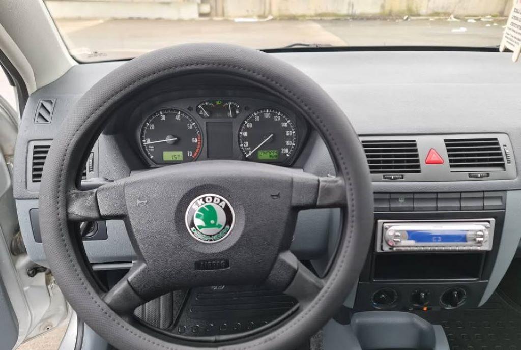 Skoda 2004 Fabia 1 2 cu Aer Conditionat 1 750 eur
