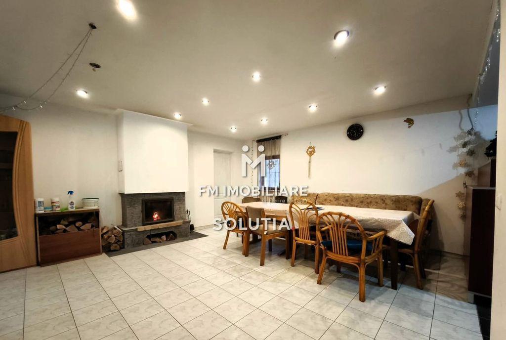 Cabana de vanzare - zona Groapele Chiuzbaii