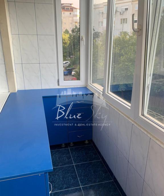 Brotacei/Tomis 3 / Scoala 7 Apartament 2 cam loc de parcar