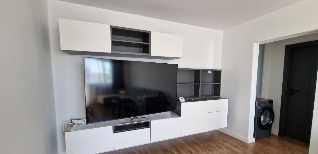 Apartament 4 camere complet renovat si mobilat uta