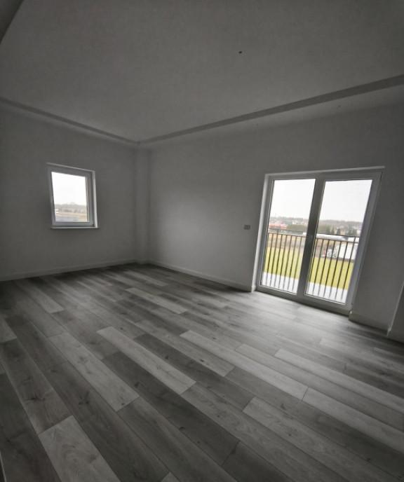 Apartament 2 camere 44 52 mp finisat nou etaj intermediar