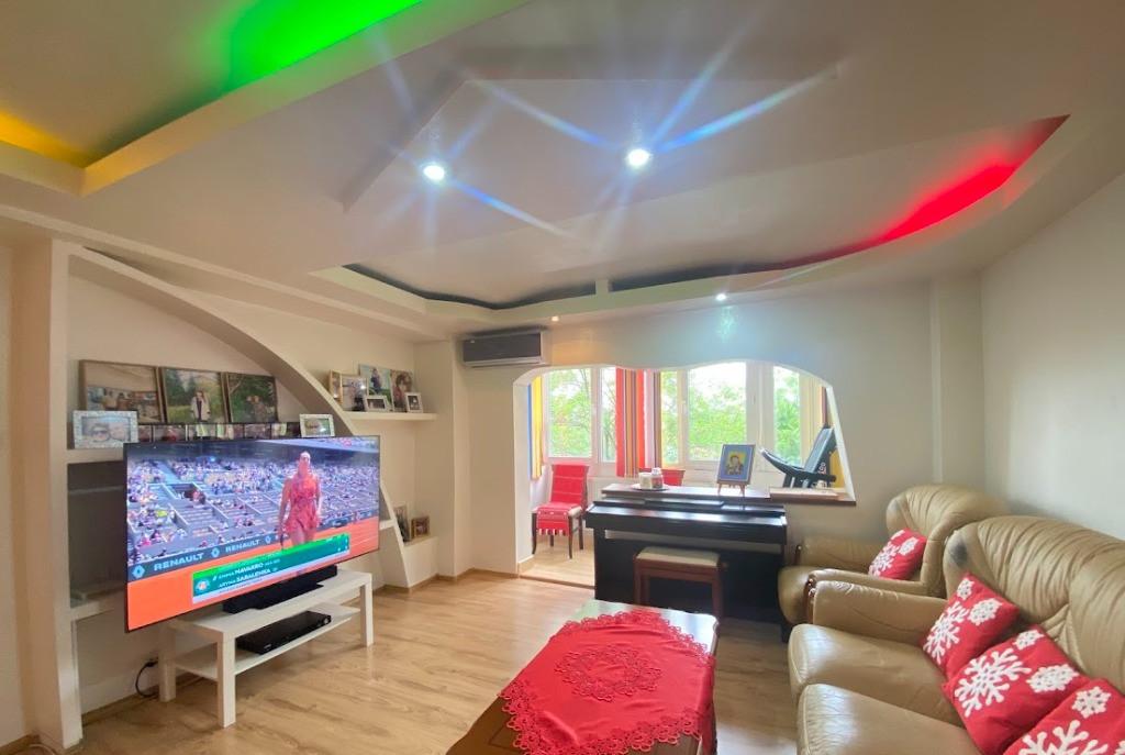 Ap 3 cam Gavana langa Spitalul Judetean 119000 euro