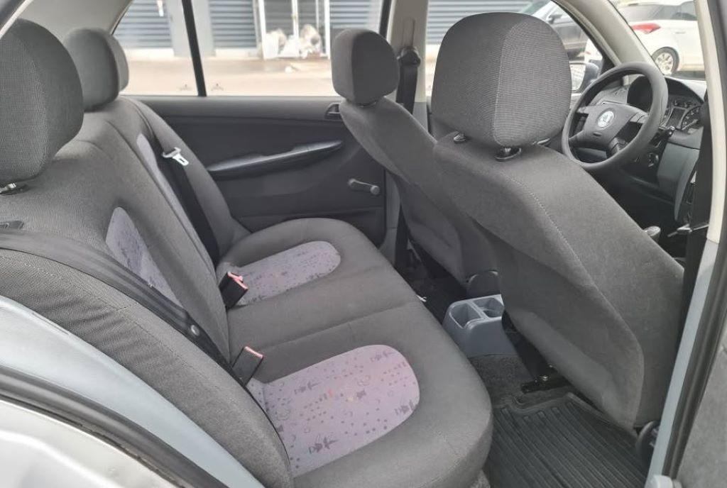 Skoda Fabia 1 2 an 2004 cu Aer Conditionat 1 750 eur