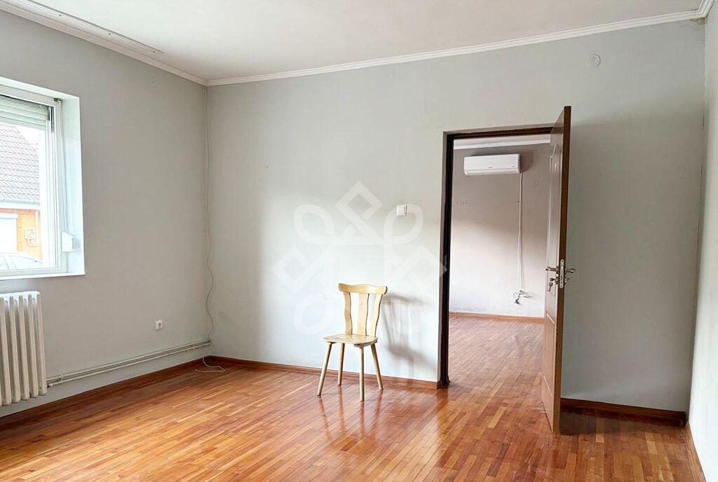 Casa in Iosia cu teren 839 mp