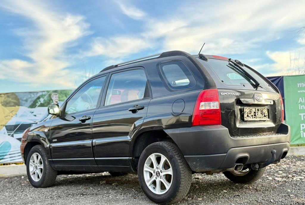 Kia Sportage 2 0 CRDI Comfort 4X4 Clima Pilot Piele 3 490 eur