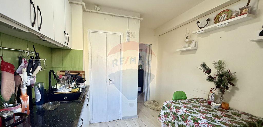 Apartament de vanzare Ultracentral Garaj sub bloc si