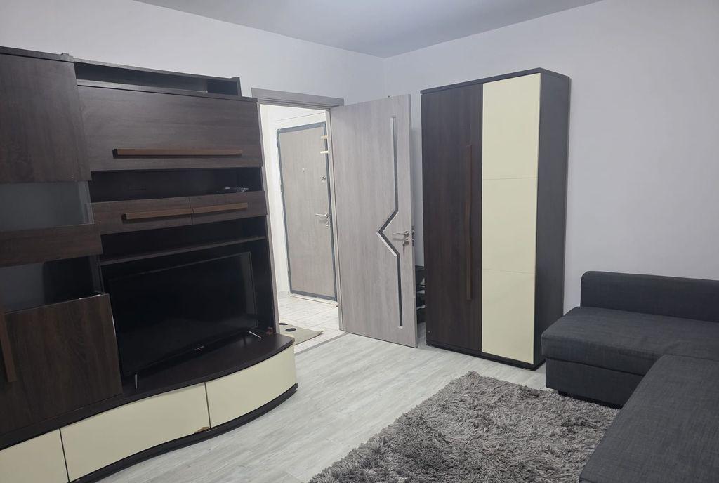 Garsoniera Costin Georgian metrou