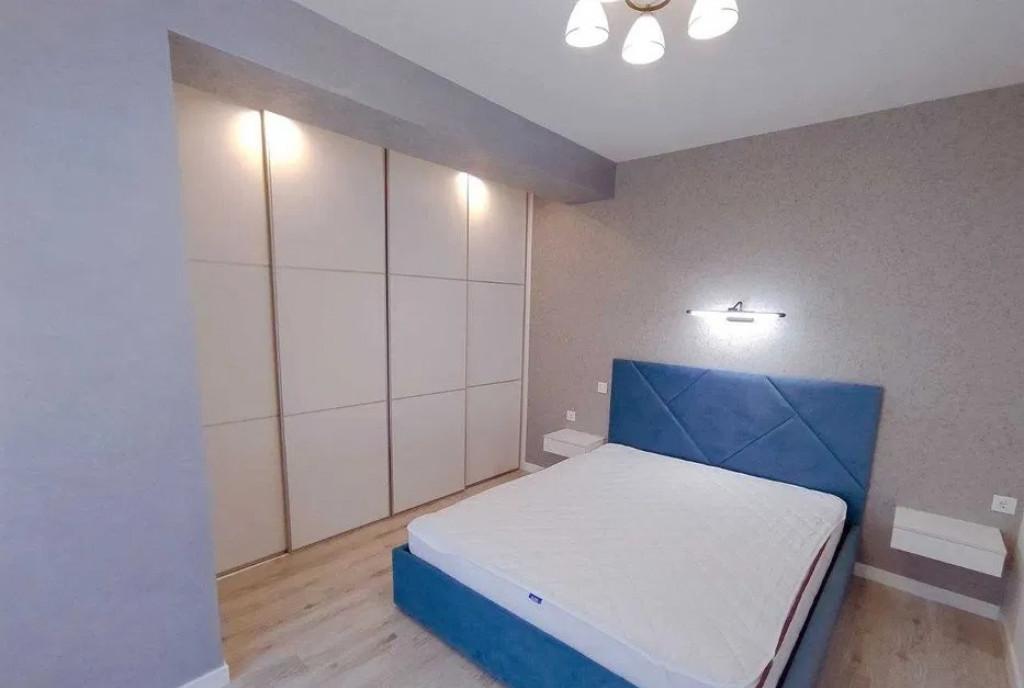 2 camere Zona 13 septembrie