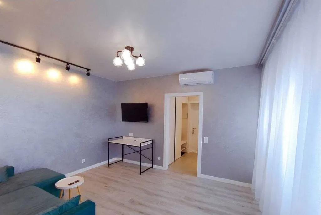 2 camere Zona 13 septembrie