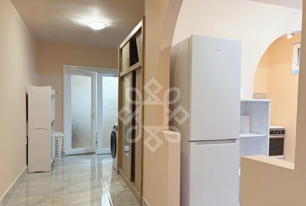 Apartament cu 4 camere de inchiriat pe Splaiul Crisanei