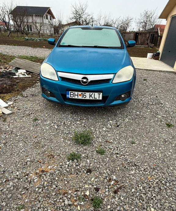 Opel tigra 2005 decapotare functionala 5 500 lei
