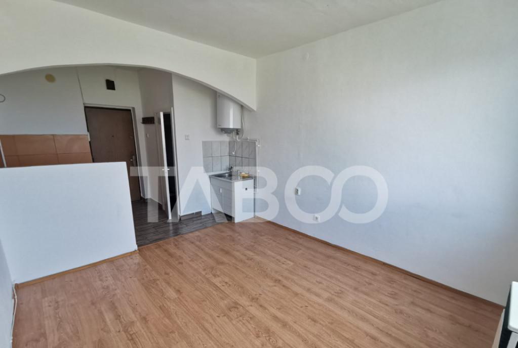Garsoniera la etajul 1 de vanzare in zona Turnisor Sibiu
