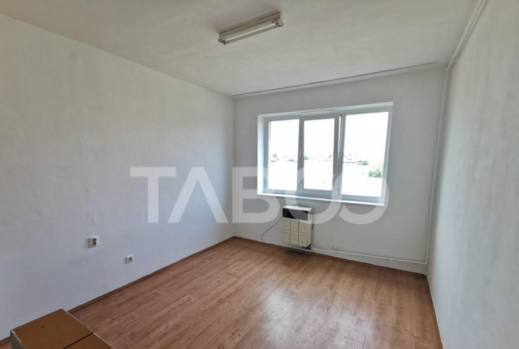 Garsoniera la etajul 1 de vanzare in zona Turnisor Sibiu