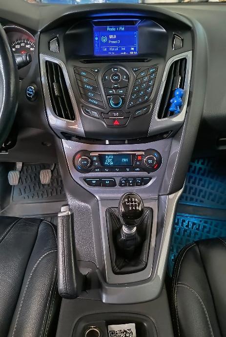 Ford Focus 2013 1 5 TDCi Full piele dotari complete 5 000 eur