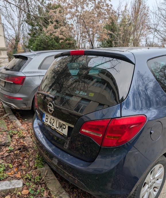 Opel Meriva B 1 4 2011 2 350 eur