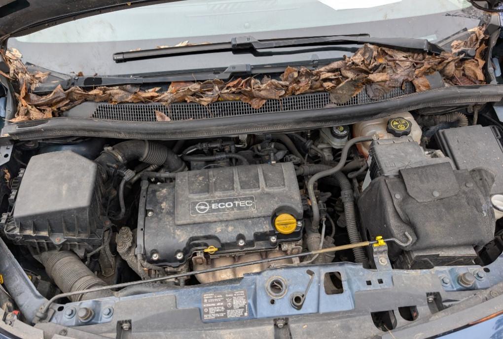 Opel Meriva B 1 4 2011 2 350 eur