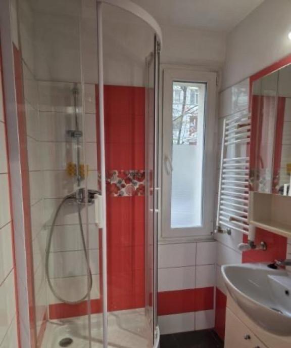 Dristor parter decomandat