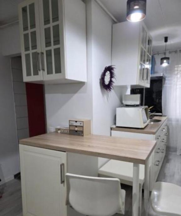 Dristor parter decomandat