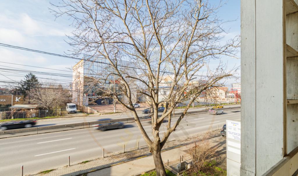 Apartament 3 camere 90 mp etaj 1 stradal Otopeni