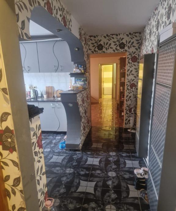 Casa interbelica zona semicentrala Buzau