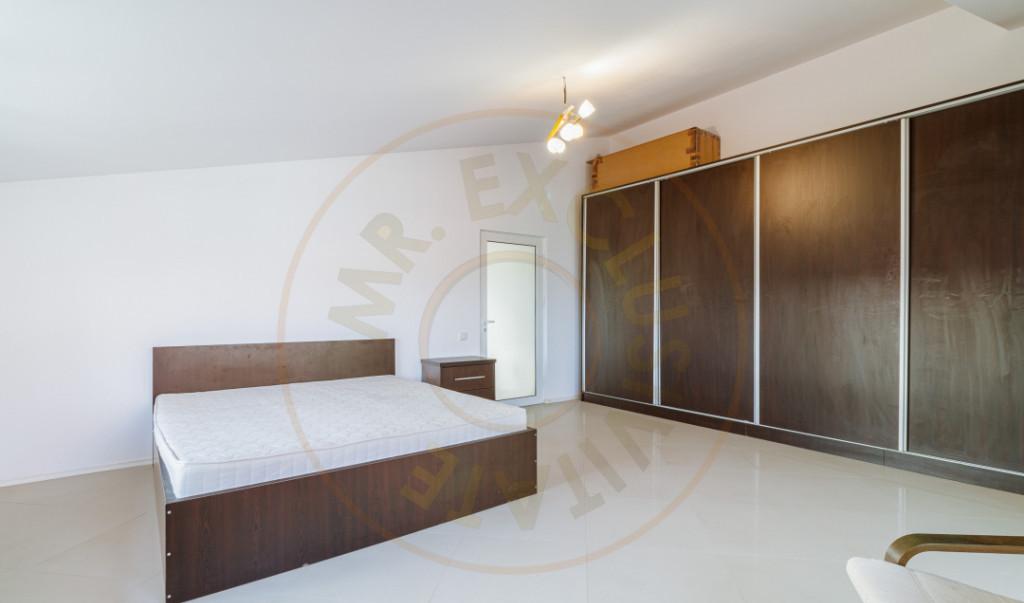 Apartament 3 camere Mansarda inalta 122 mp Voluntari