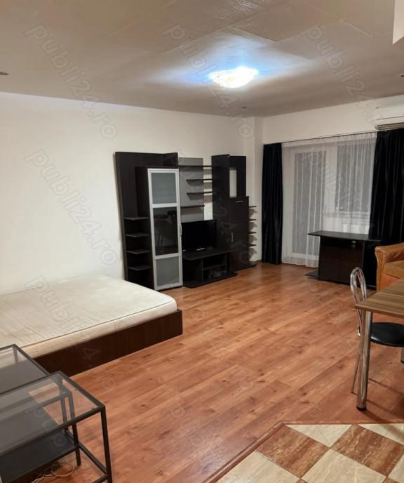 Garsoniera cu loc de parcare zona aparatorii patriei metalurgiei