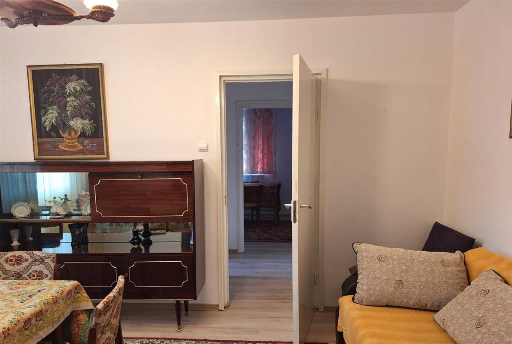 Apartament doua camere zona Garii Brasov
