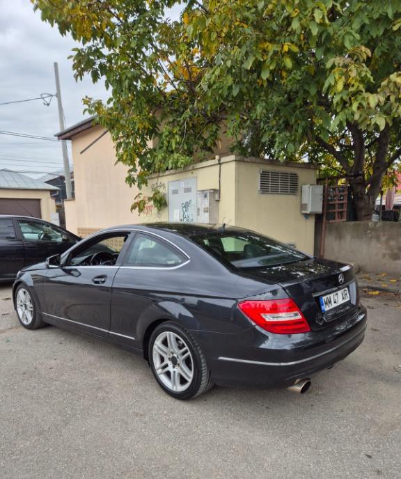 Mercedes w204 C180 Coupe AMG Facelift 2012 Automata 7G-Tronic 11 500 eur
