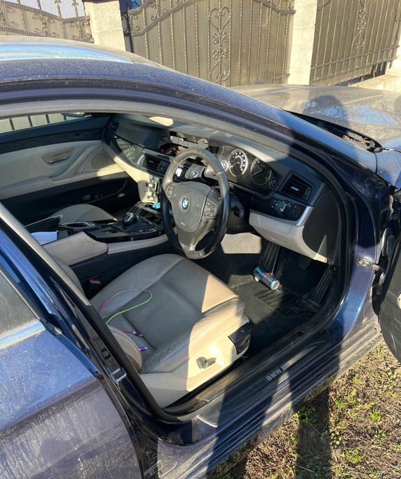 Dezmembrez BMW f 11 529 100 eur