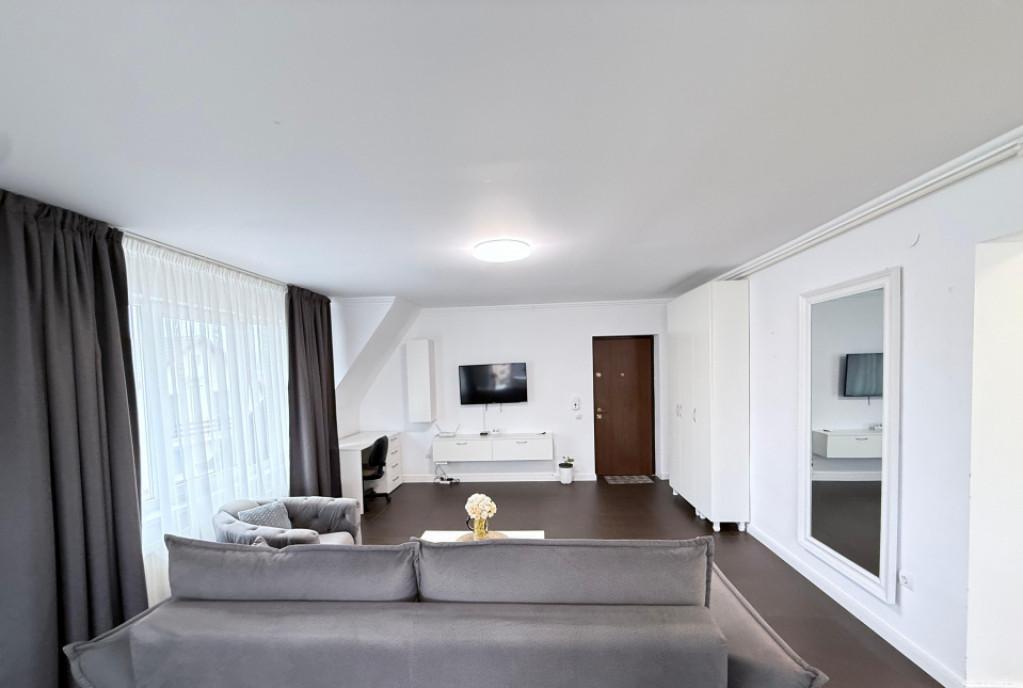 Apartament 3 camere in bloc nou etaj 2 Parcare cartier Eu