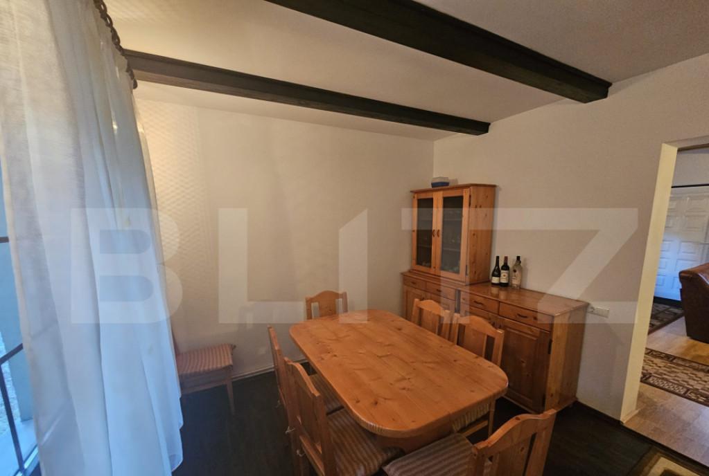 Casa de vacanta la munte cu 7 camere 160 mp Garda de Sus