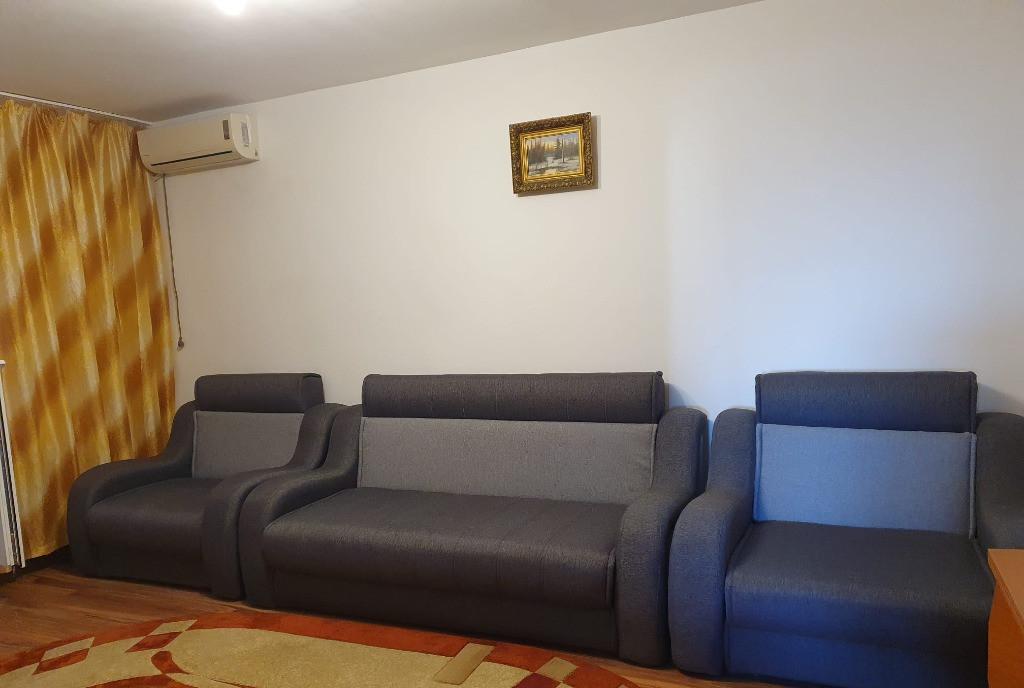 Apartament 4 camere de inchiriat