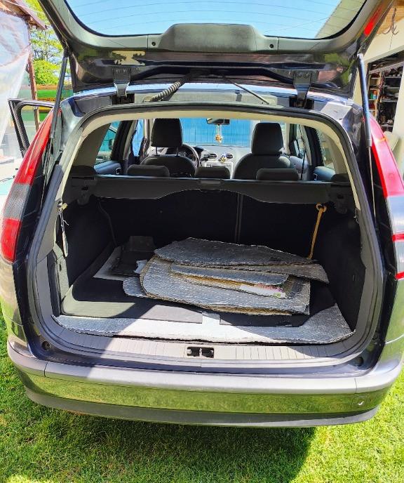 Ford focus 1 8 tdci 2006 172 000 km 1 900 eur