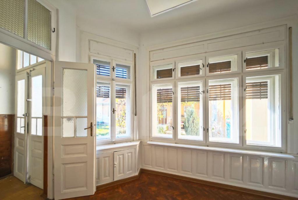 Apartament imens 4 camere Stil evreiesc autentic