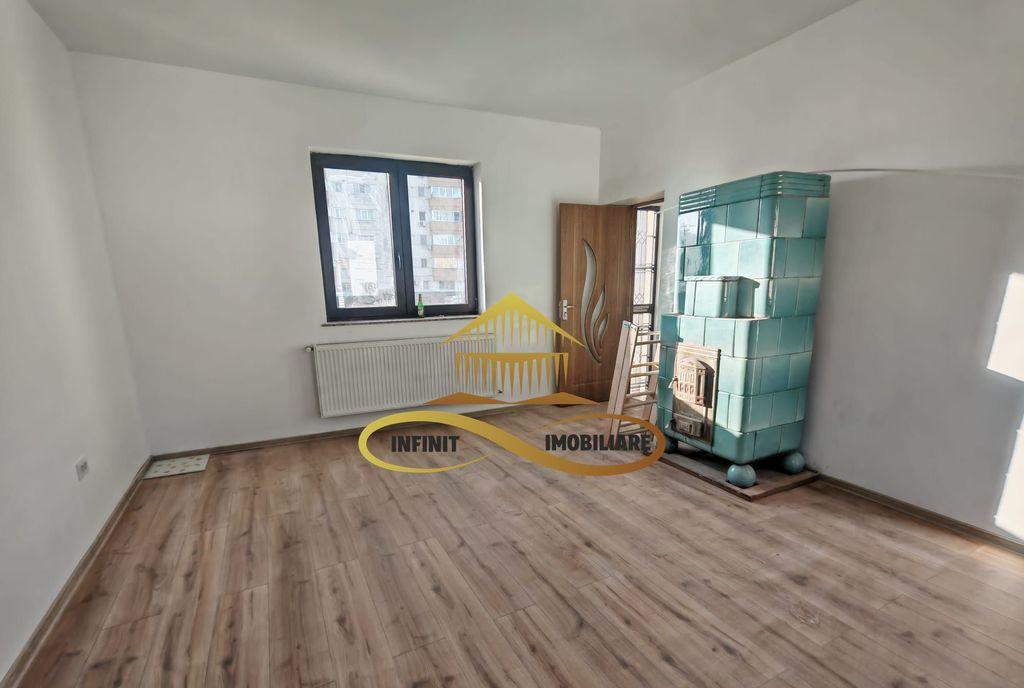 Casa de inchiriat - ultracentral Parter Etaj sepa