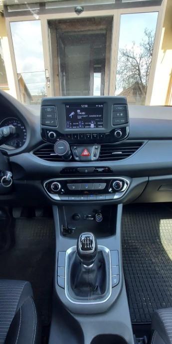 Hyundai I30 2018 93566 KM 8 700 eur