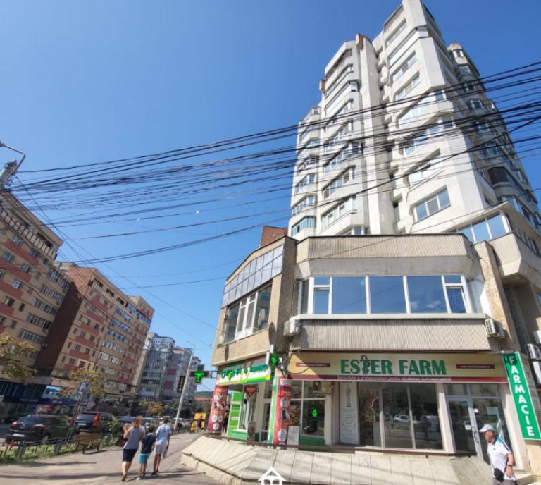 Apartament cu 2 camere decomandat Str Garii