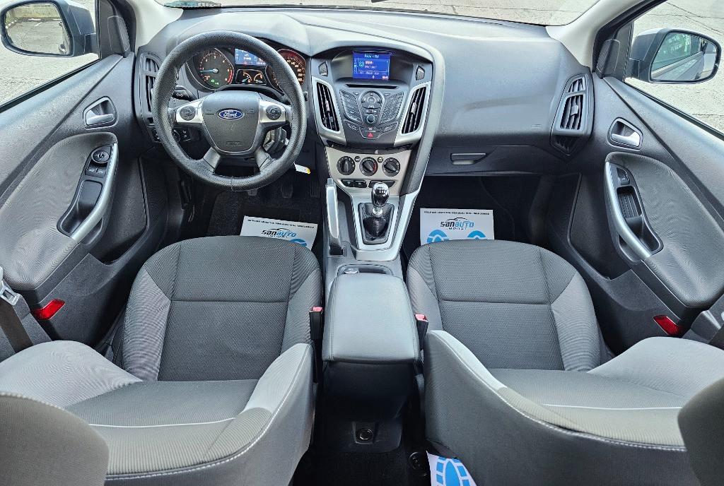 Ford Focus 2012 1 6 TDCi 95 CP euro 5 / RATE fara avans 4 490 eur