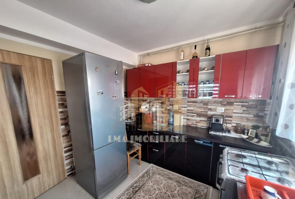 Apartament 2 camere decomandat Ghimbav Brasov