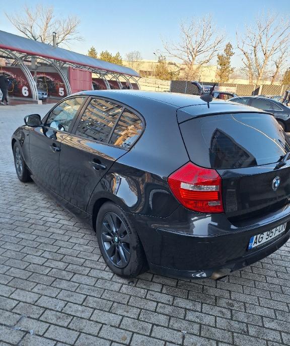 Bmw seria 1 E 87 2 0 tdi euro 5 2009 5 400 eur